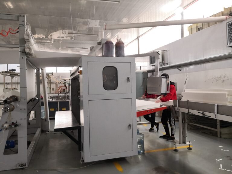 Top Source Paper 100% virgin wood pulp tissue factory and automated production workshop