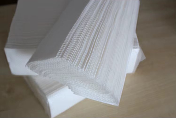 Multifold virgin pulp paper hand towels for commercial dispensers
